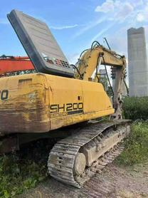 Buy Sumitomo SH240-3 Used Excavator / 3 Buy Sumitomo SH240-3 Used Excavator / 3