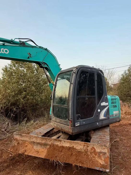 Buy Kobelco SK75 Used Excavator / 1