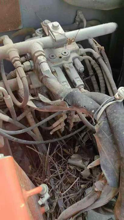 Buy Hitachi EX60-5 Used Excavator / 1