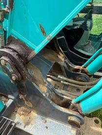 Buy Kobelco SK200-10 Used Excavator / 2 Buy Kobelco SK200-10 Used Excavator / 2