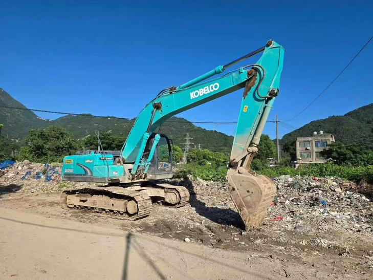 Buy Kobelco SK2008 Used Excavator / 1