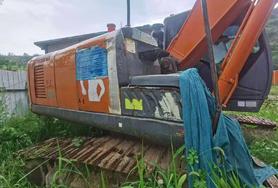 Buy Hitachi EX240-3 Used Excavator / 5 Buy Hitachi EX240-3 Used Excavator / 5