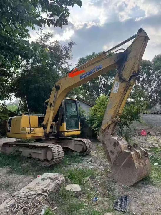 Buy Komatsu PC130 Used Excavator / 1