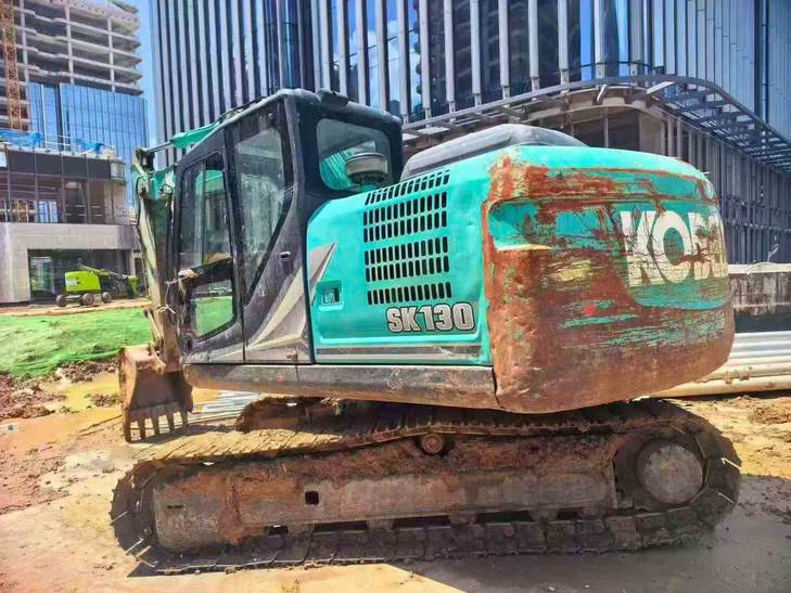 Buy Kobelco SK130 Used Excavator / 1