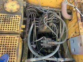 Buy Hyundai R260LC-5 Used Excavator / 4 Buy Hyundai R260LC-5 Used Excavator / 4