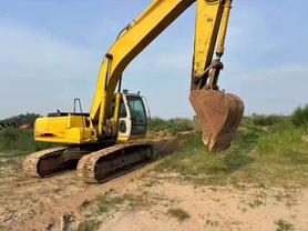Buy Sumitomo SH200 Used Excavator / 3 Buy Sumitomo SH200 Used Excavator / 3
