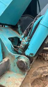 Buy Kobelco SK200-2 Used Excavator / 5 Buy Kobelco SK200-2 Used Excavator / 5