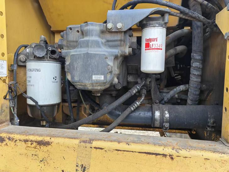 Buy Komatsu PC200 Used Excavator / 1