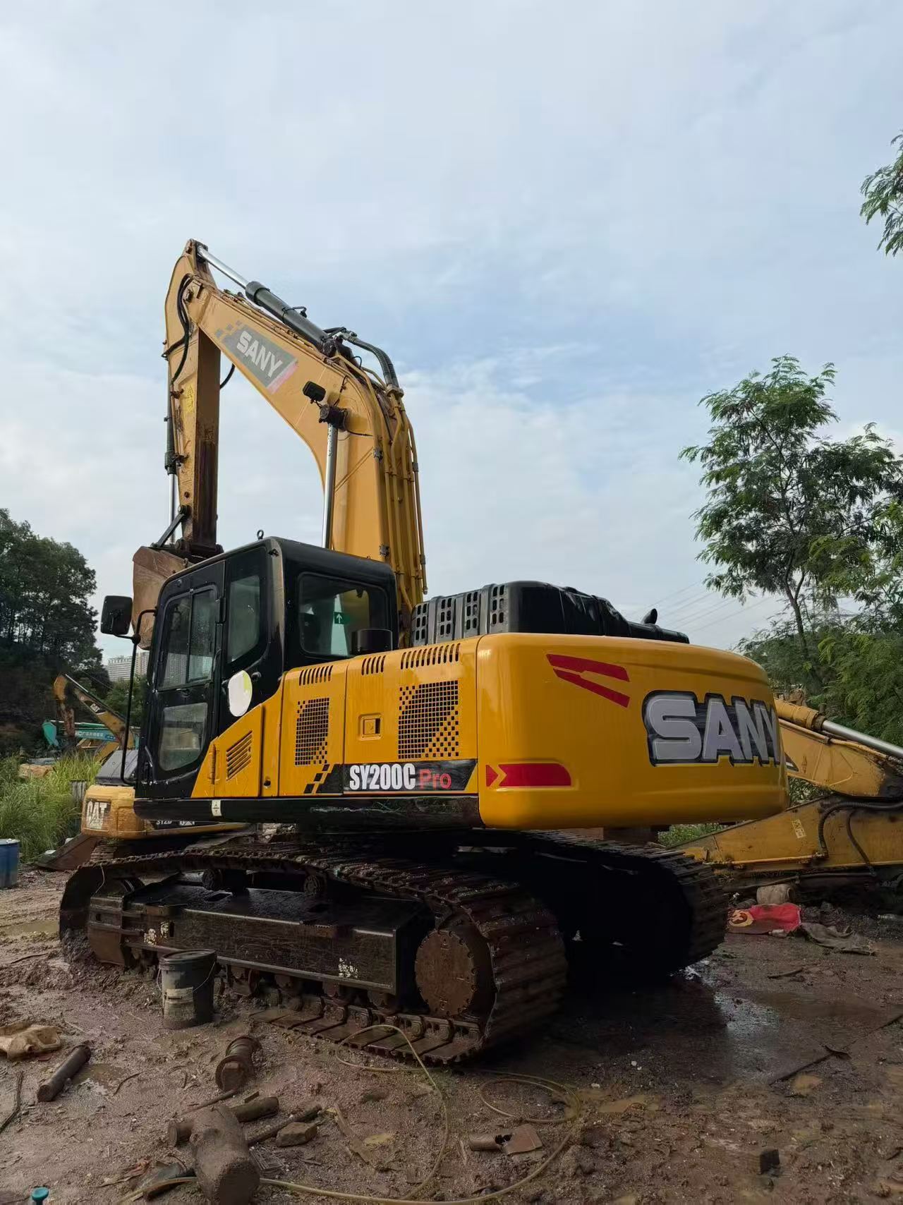 Buy Sany SY200C Used Excavator / 9
