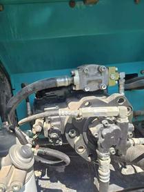 Buy Kobelco SK200-2 Used Excavator / 3 Buy Kobelco SK200-2 Used Excavator / 3