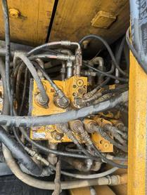 Buy Hyundai R110-7 Used Excavator / 4 Buy Hyundai R110-7 Used Excavator / 4