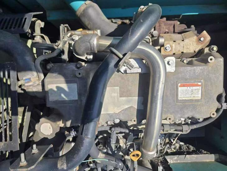 Buy Kobelco SK200-2 Used Excavator / 1