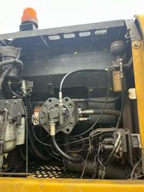 Buy Sumitomo SH200-5 Used Excavator / 6 Buy Sumitomo SH200-5 Used Excavator / 6