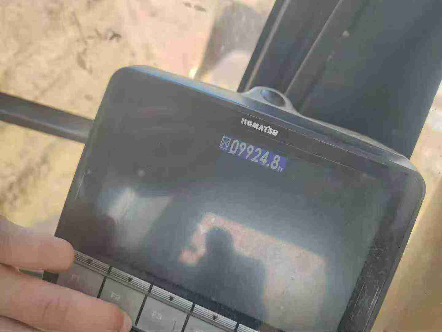 Buy Komatsu PC220 Used Excavator / 5