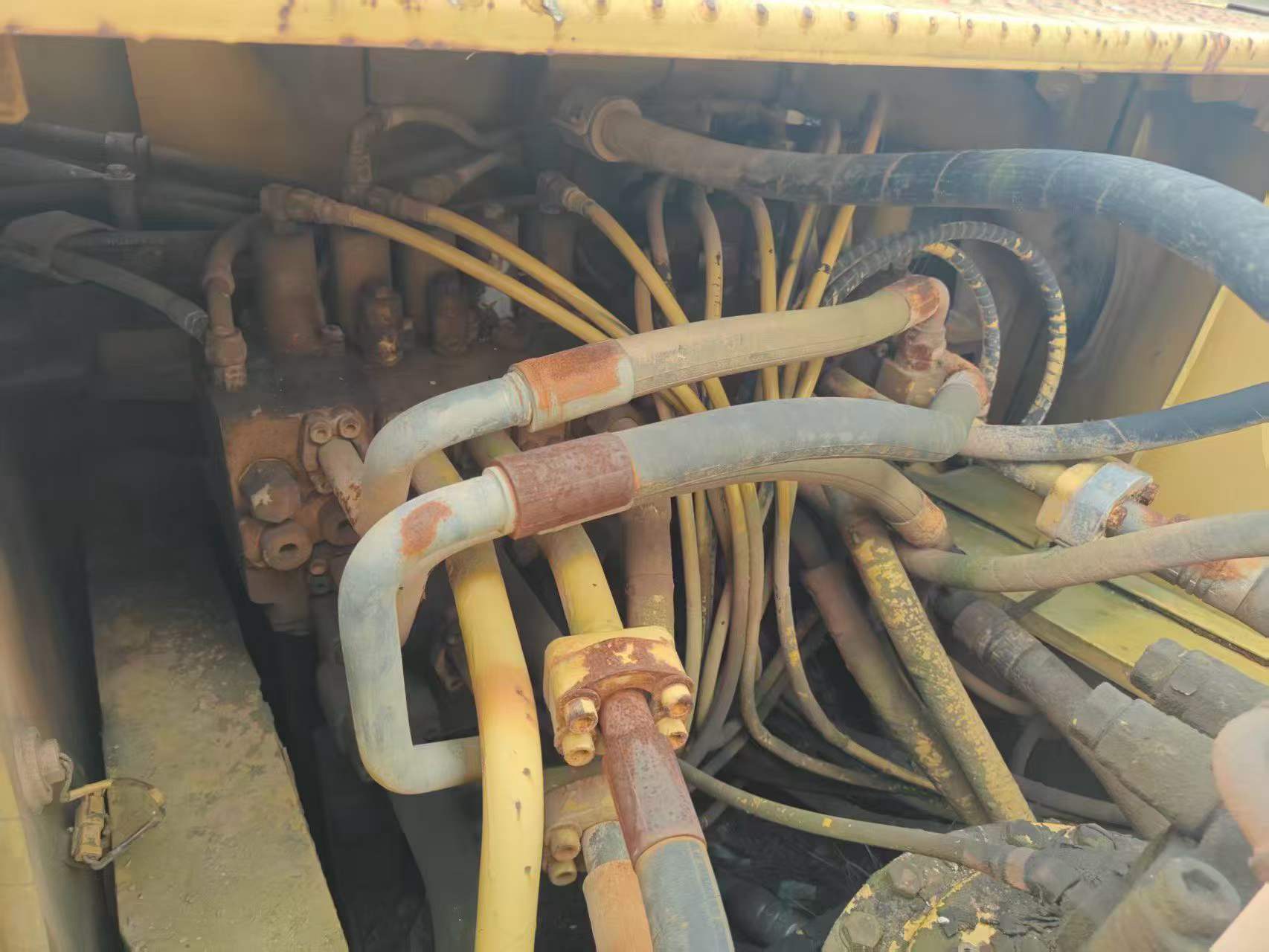 Buy Caterpillar 330B Used Excavator / 6