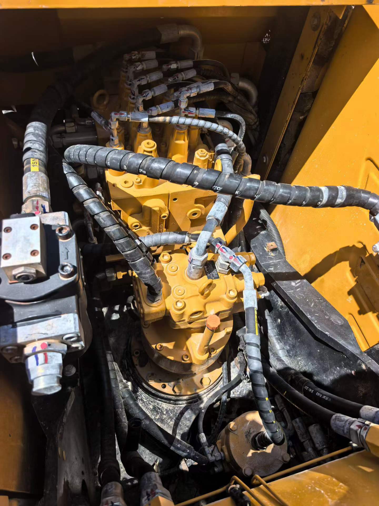 Buy Sany SY135 Used Excavator / 8
