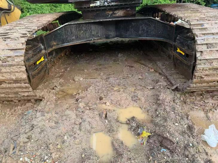 Buy Sany SY200C Used Excavator / 1