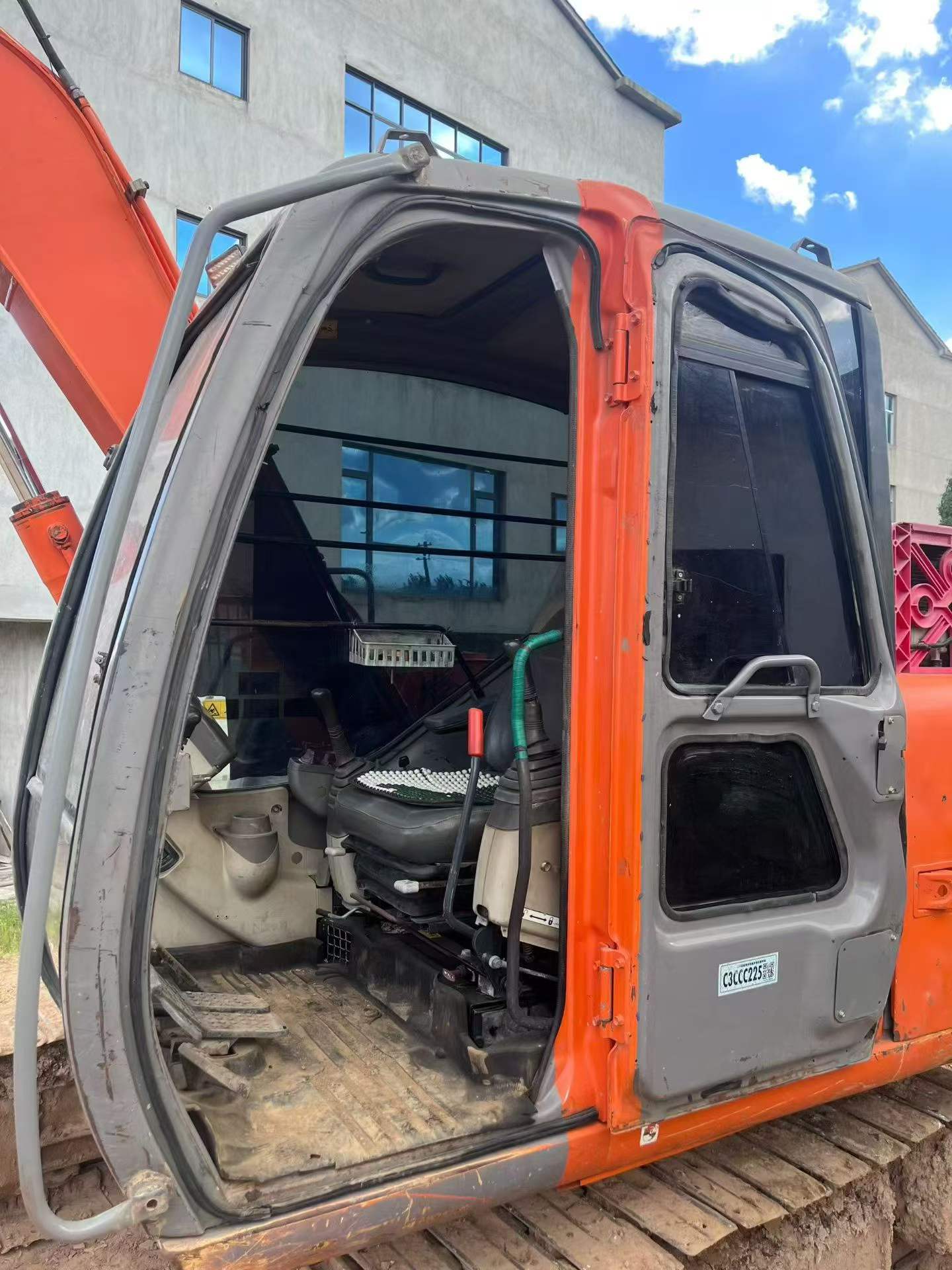 Buy Hitachi EX70 Used Excavator / 5