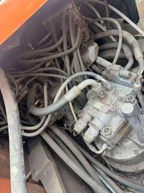Buy Hitachi EX200-3 Used Excavator / 5 Buy Hitachi EX200-3 Used Excavator / 5