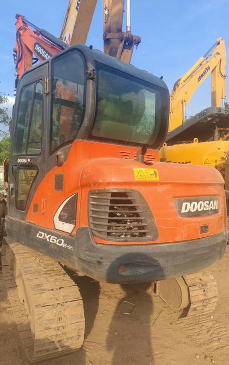 Buy Doosan DX60-9C Used Excavator / 1