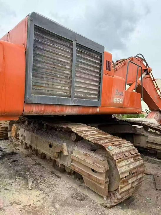 Buy Hitachi ZX650LC-3 Used Excavator / 1
