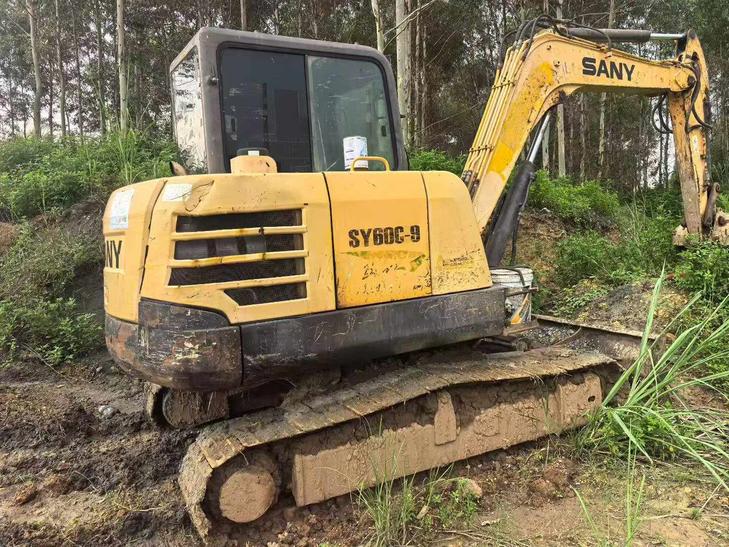 Buy Sany SY60 Used Excavator / 1