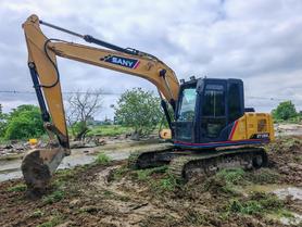 Buy Sany SY135-8S Used Excavator / 2 Buy Sany SY135-8S Used Excavator / 2