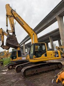 Buy Komatsu PC240-6 Used Excavator / 4 Buy Komatsu PC240-6 Used Excavator / 4