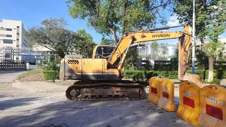 Buy Hyundai R150-7 Used Excavator / 1