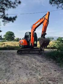 Buy Doosan DH60 Used Excavator / 4 Buy Doosan DH60 Used Excavator / 4