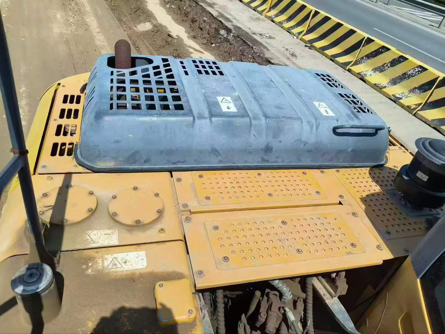 Buy XCMG XE200 Used Excavator / 4 Buy XCMG XE200 Used Excavator / 4