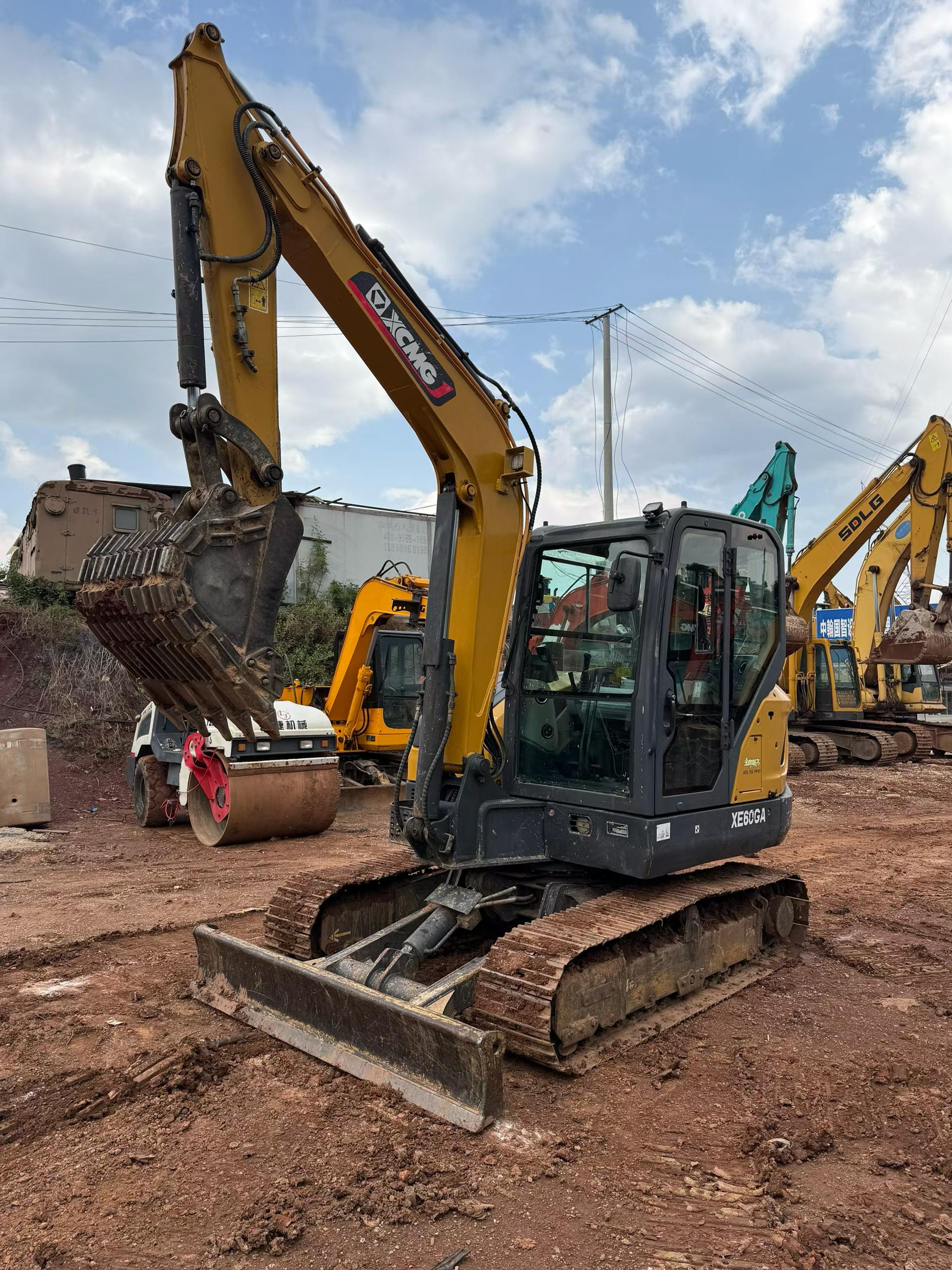 Buy XCMG XE60 Used Excavator / 6