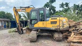 Buy XCMG XE135B Used Excavator / 3 Buy XCMG XE135B Used Excavator / 3