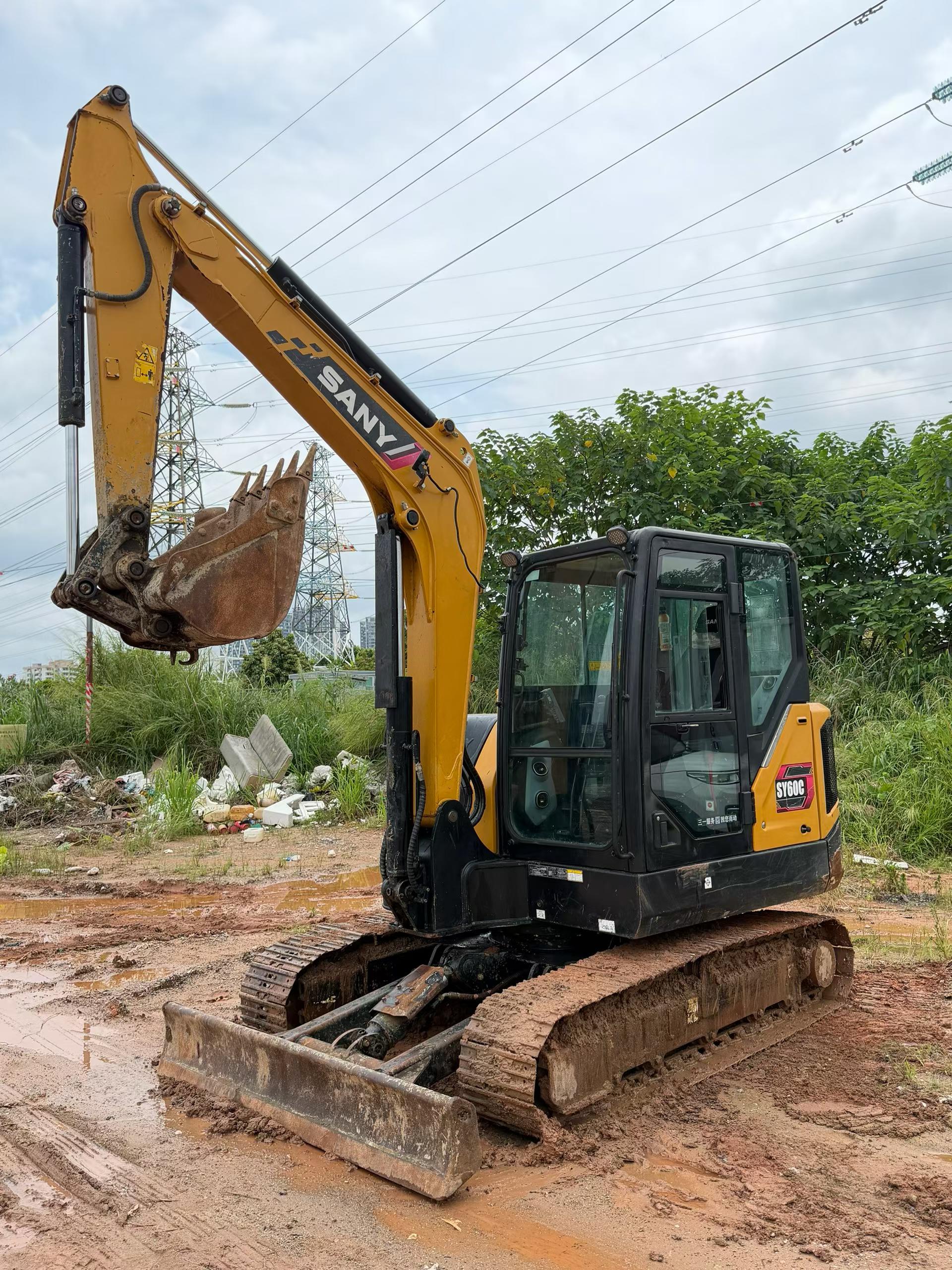 Buy Sany SY60 Used Excavator / 1