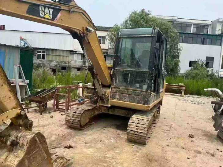 Buy Caterpillar 305.5 Used Excavator / 1