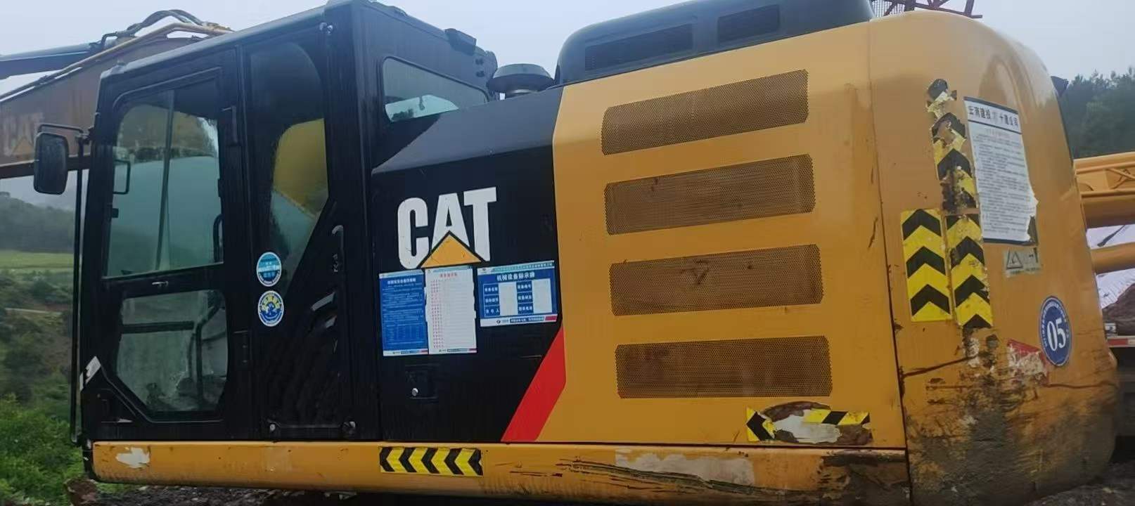 Buy Caterpillar 320E Used Excavator / 3 Buy Caterpillar 320E Used Excavator / 3