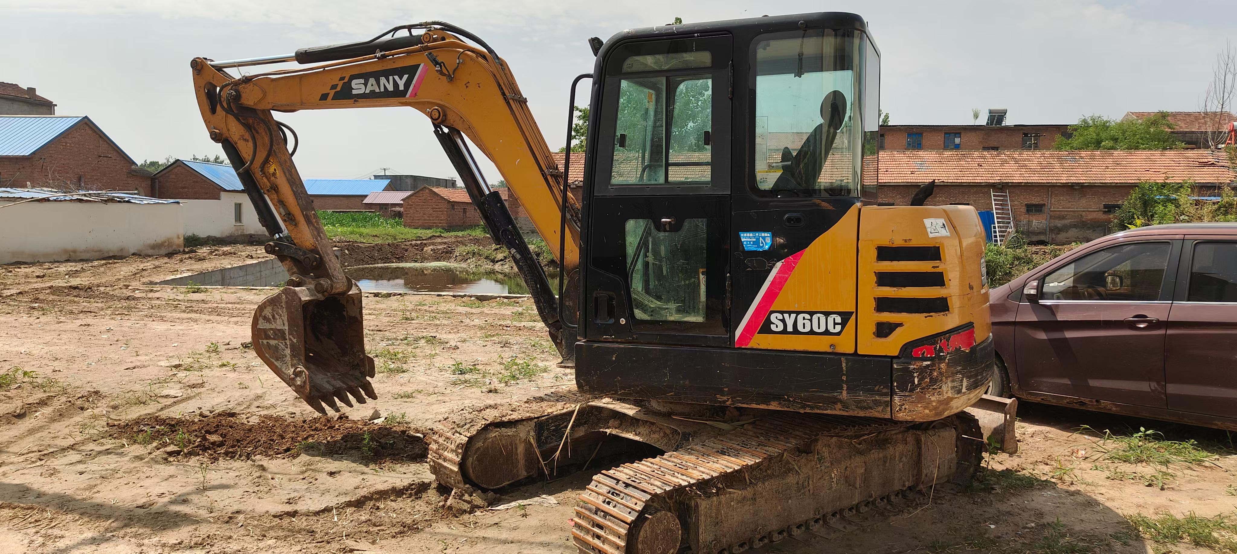 Buy Sany SY60 Used Excavator / 1