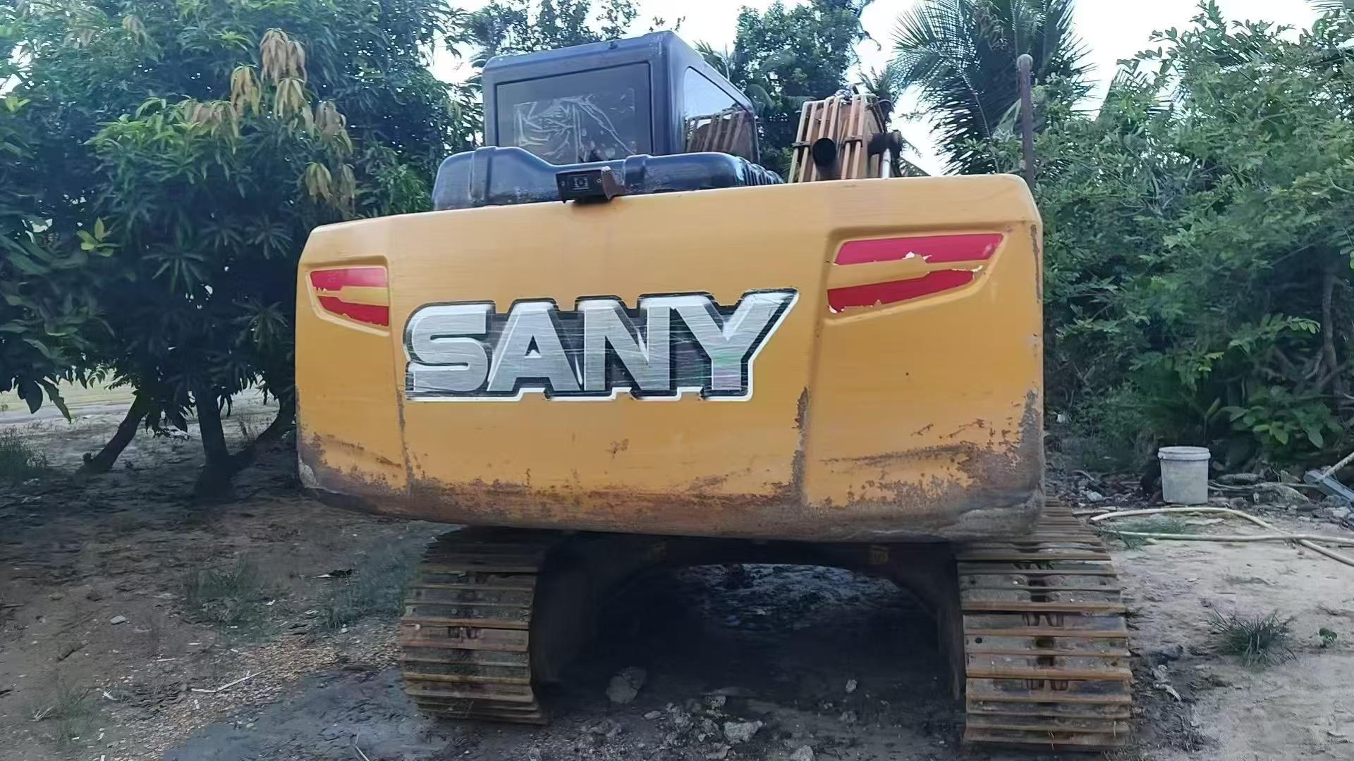 Buy Sany SY135 Used Excavator / 3 Buy Sany SY135 Used Excavator / 3