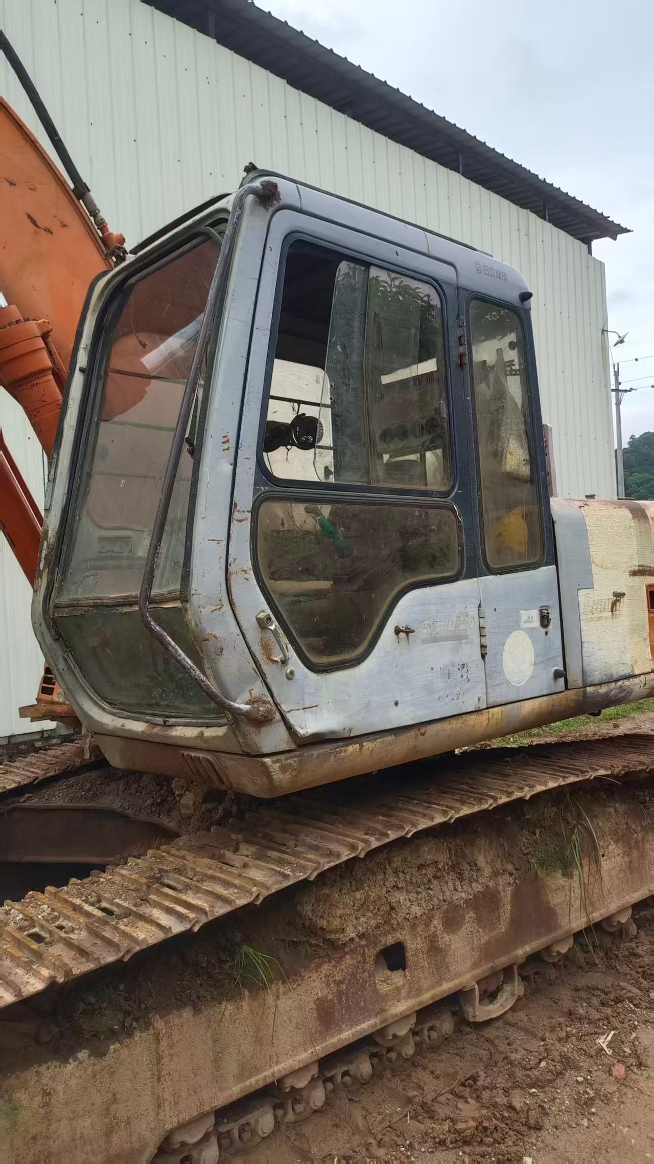 Buy Hitachi EX200 Used Excavator / 6 Buy Hitachi EX200 Used Excavator / 6