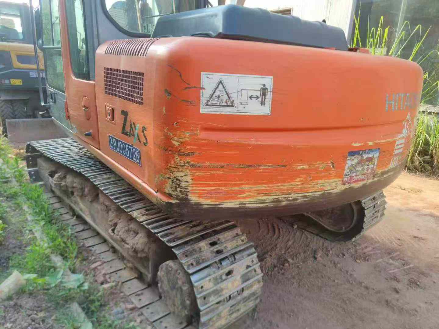 Buy Hitachi EX120-6 Used Excavator / 1