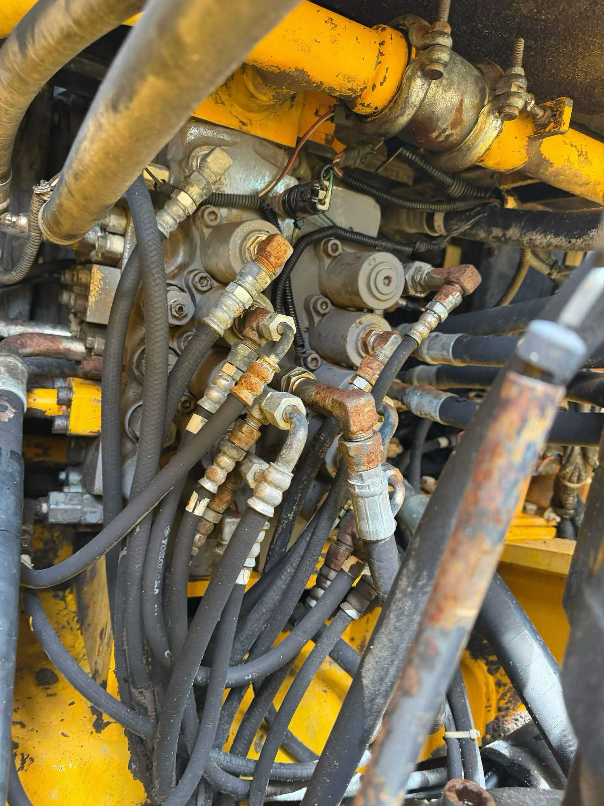 Buy Kato Used Excavator / 8 Buy Kato Used Excavator / 8