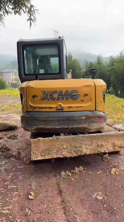 Buy XCMG XE60 Used Excavator / 1