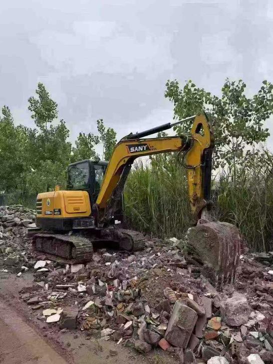 Buy Sany SY55 Used Excavator / 1