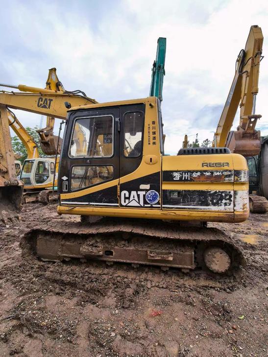 Buy Caterpillar 312 Used Excavator / 1