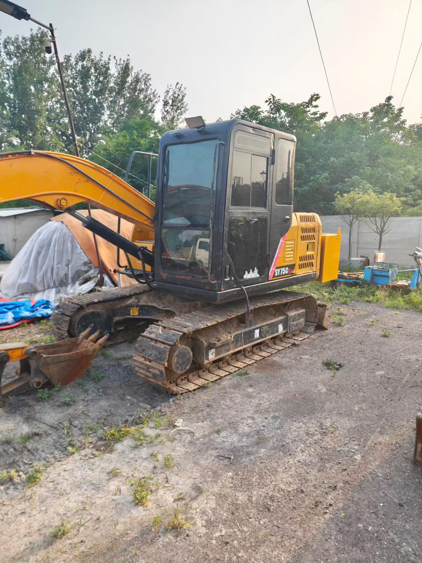 Buy Sany SY75 Used Excavator / 5 Buy Sany SY75 Used Excavator / 5