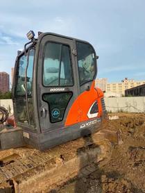 Buy Doosan DX55W Used Excavator / 8 Buy Doosan DX55W Used Excavator / 8