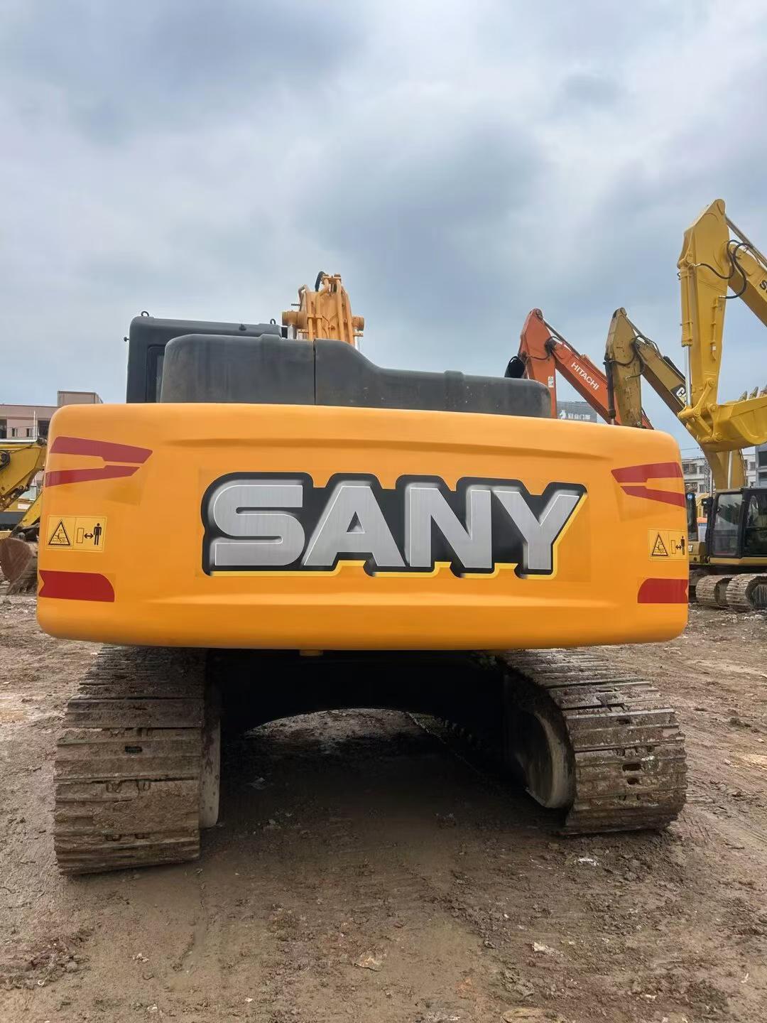 Buy Sany SY215C-8 Used Excavator / 9