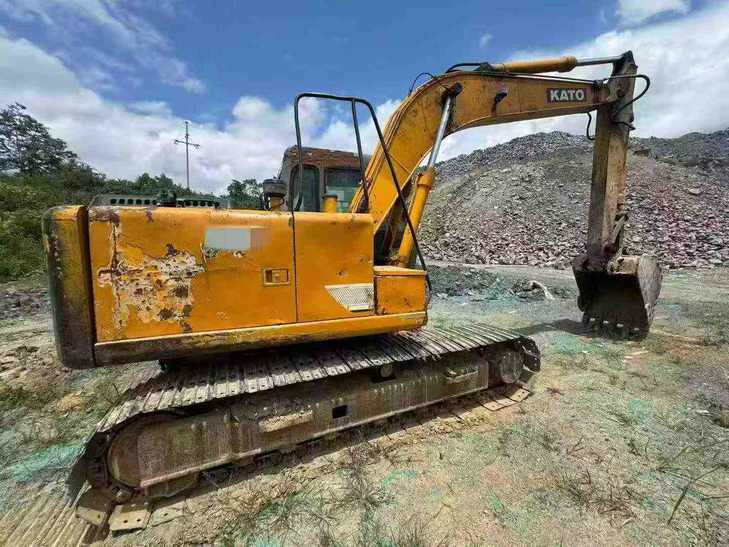 Buy Kato Used Excavator / 1