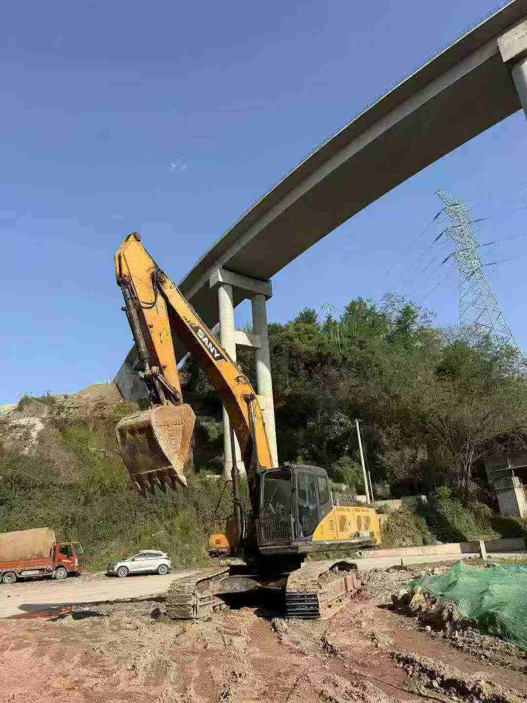 Buy Sany SY305C Used Excavator / 5 Buy Sany SY305C Used Excavator / 5