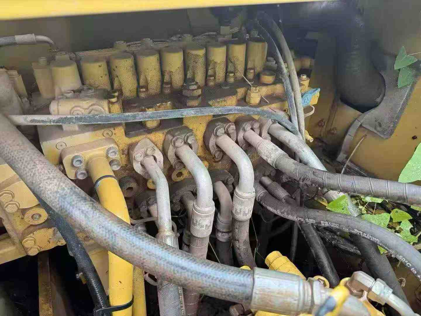 Buy Caterpillar 320A Used Excavator / 5 Buy Caterpillar 320A Used Excavator / 5